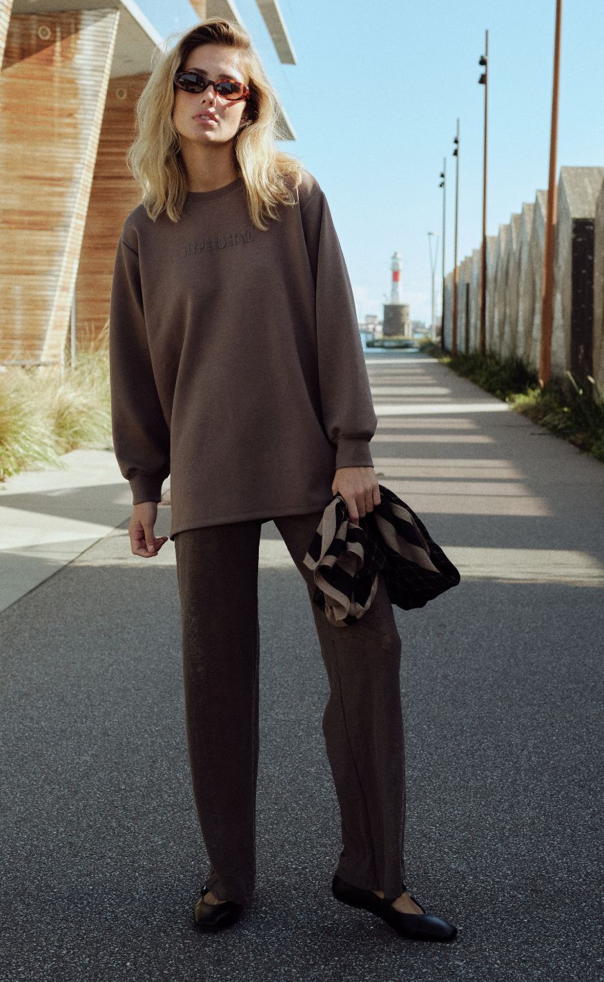 Hype The Detail Sweatshirt - 550-14 - Brown