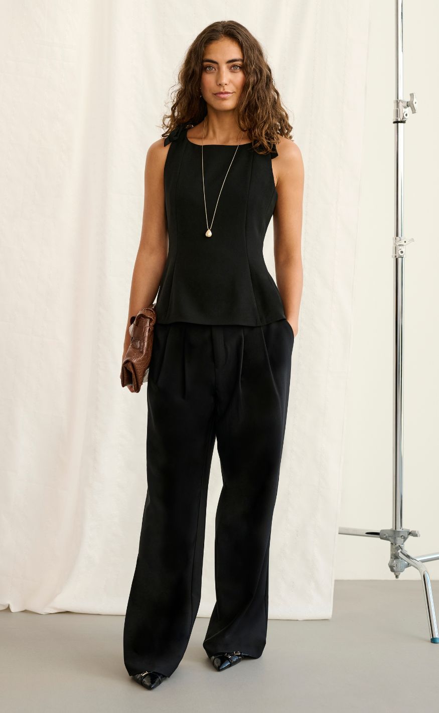 Culture Topp - Nalina Clara - Black