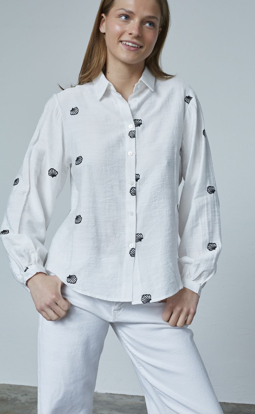 Sisters Point Skjorte - NEWA-SH2 - White/Black