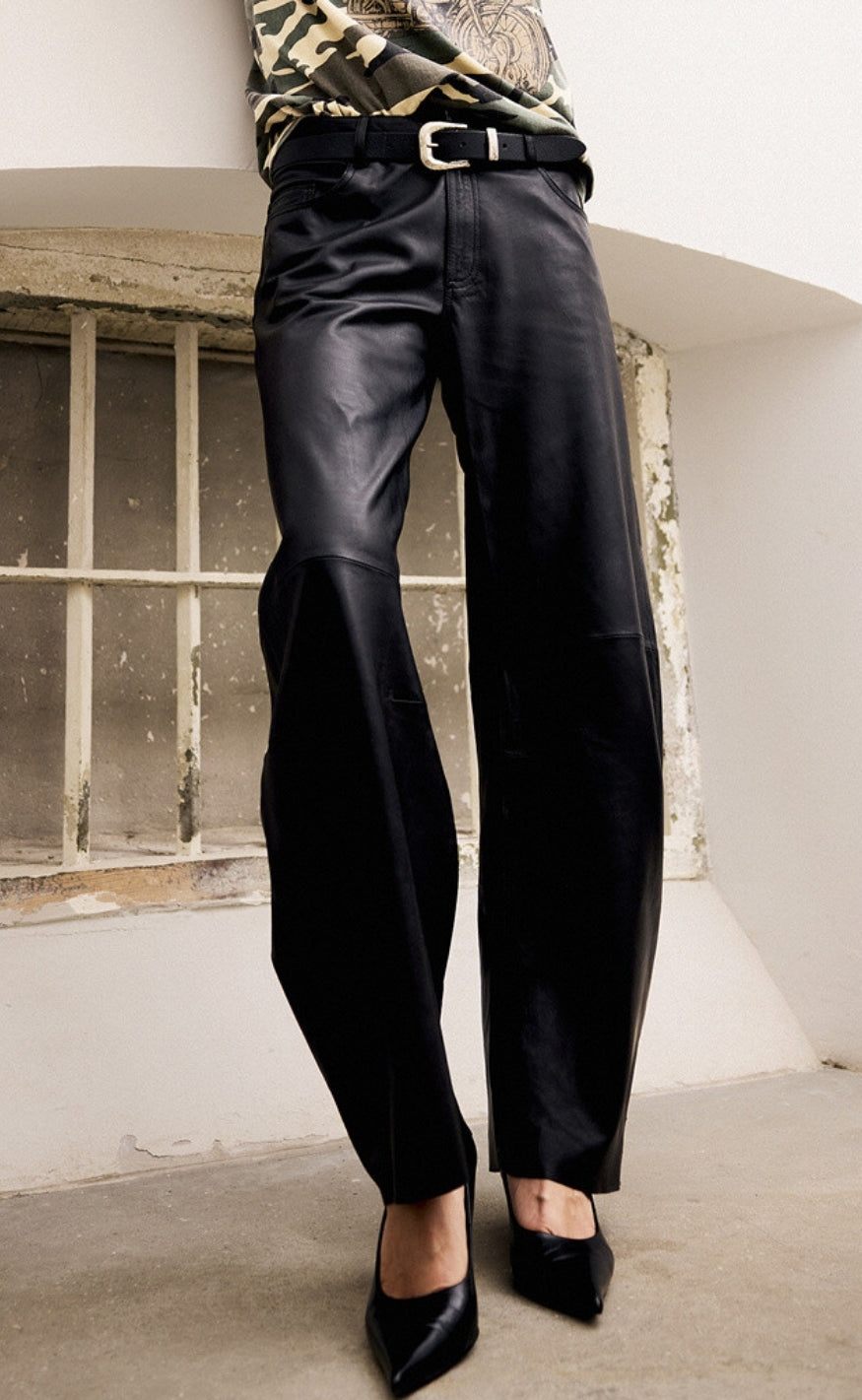 Depeche Bukser - Milla Balloon Barrel - Black