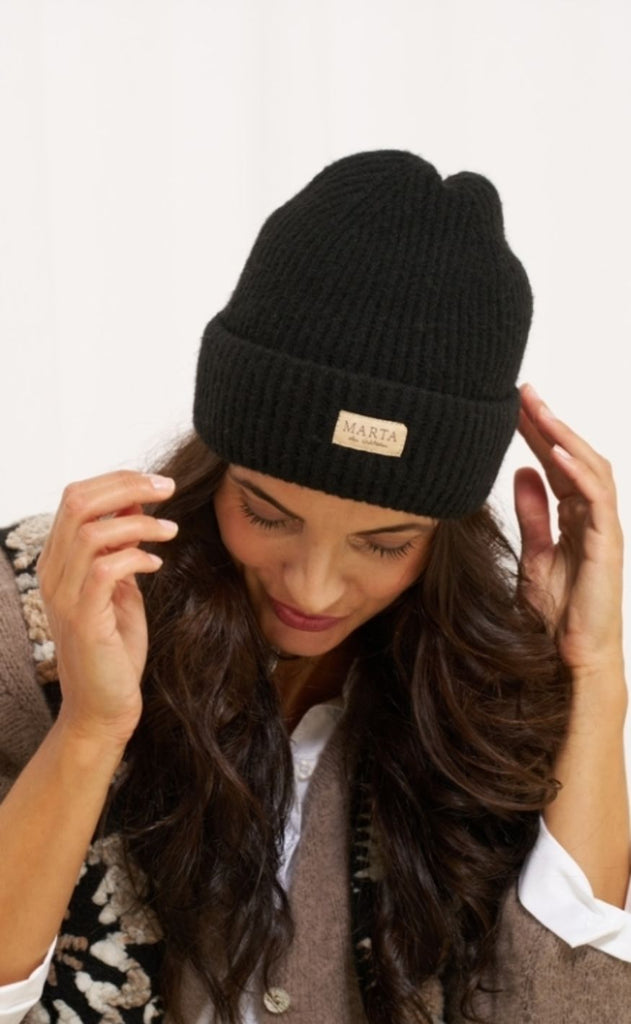 Marta Du Chateau Lue - Rib Beanie - Black