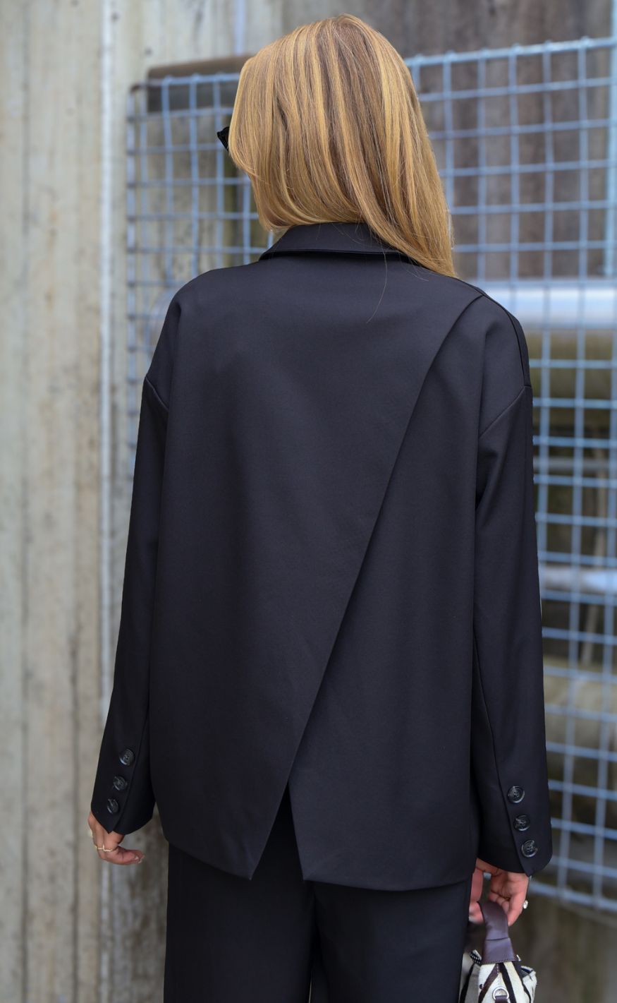 A-View Blazer - Allium - Black