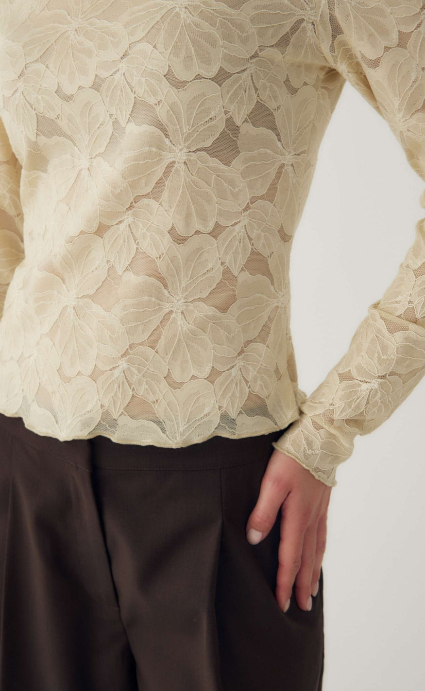 Noella Topp - Mackinley - Antique White