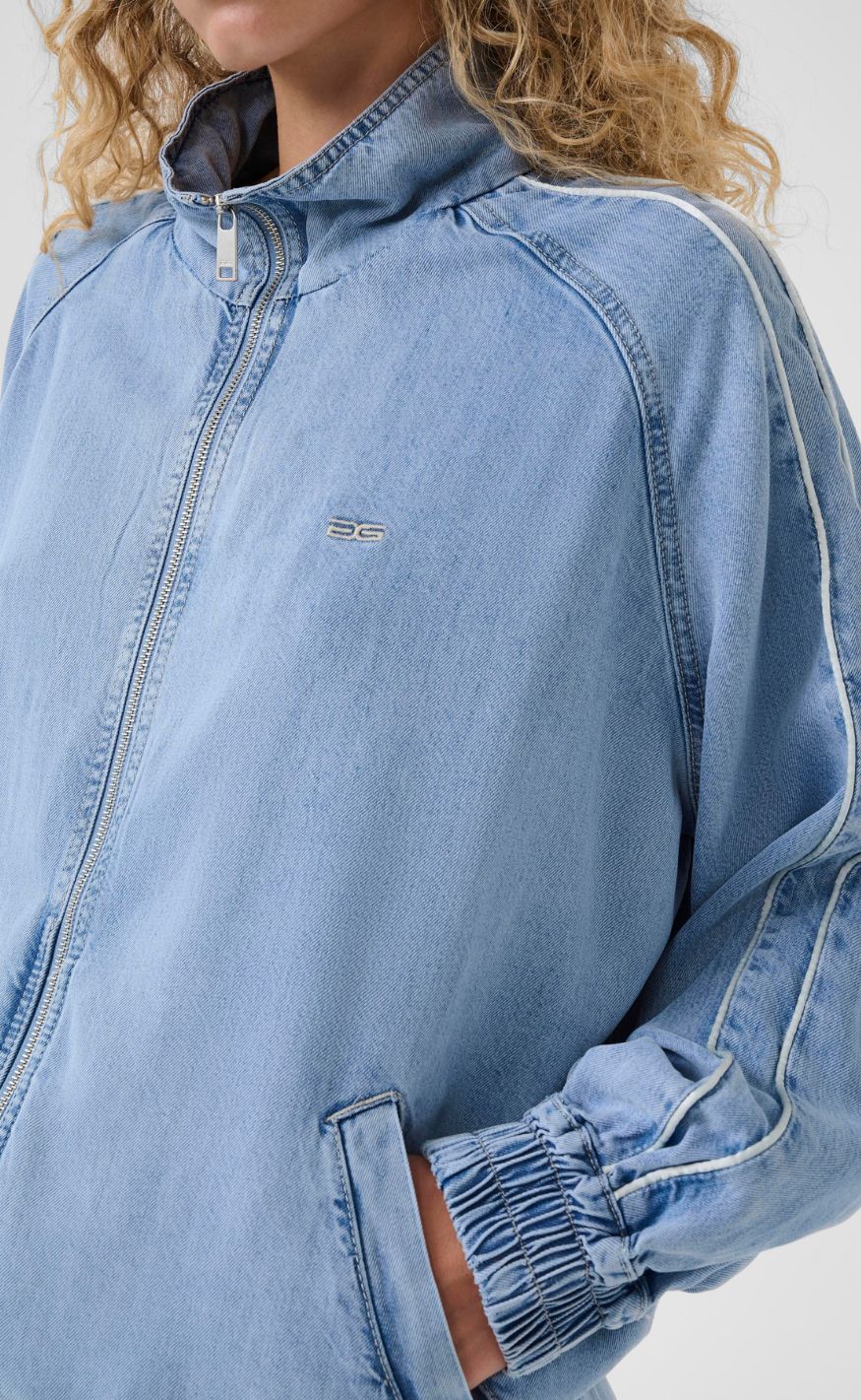 Gestuz Jakke - Sea - Mid Denim Blue