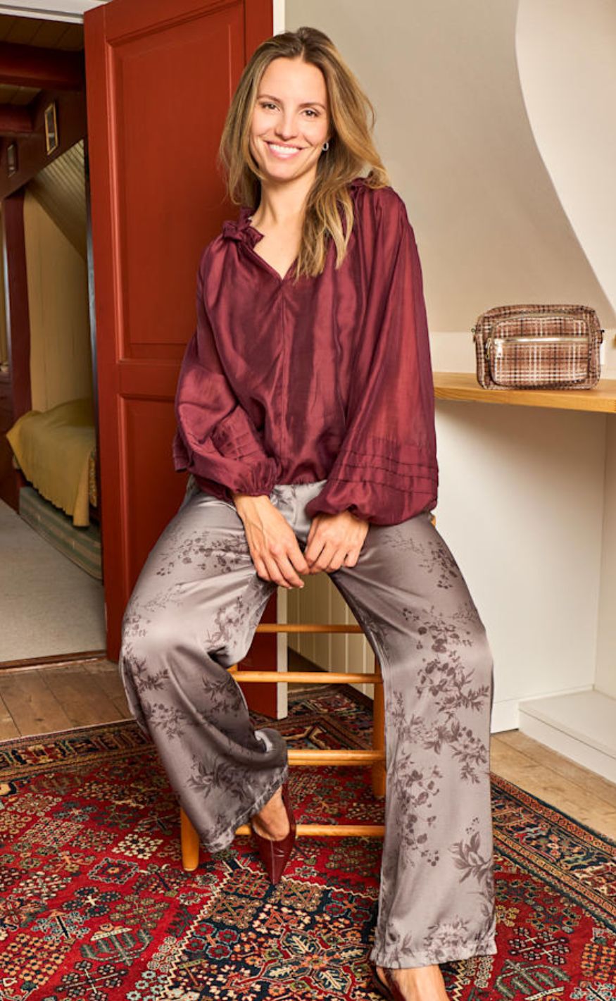 Black Colour Bluse - Linda - Plum