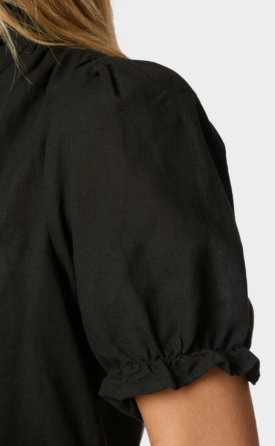 Neo Noir Bluse - Odesa Linen - Black