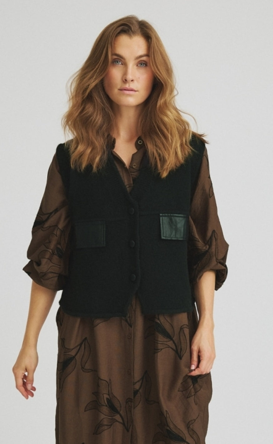 Luxzuz Vest - Zascha - Black