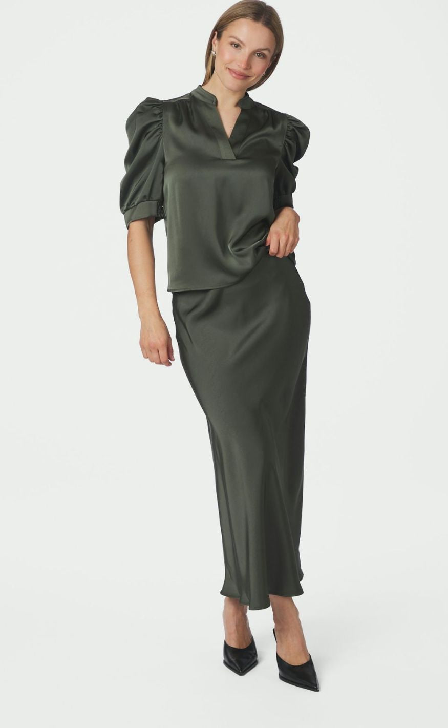 Neo Noir Bluse - Roella Heavy Sateen - Deep Green