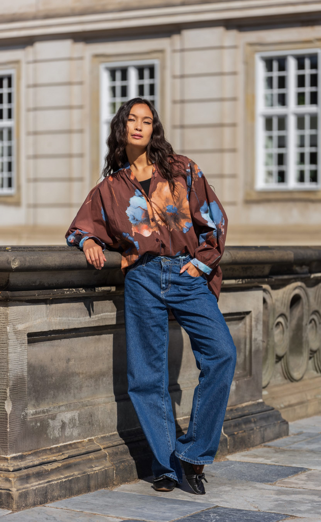 Black Colour Bluse - Celine - Coffee Flower