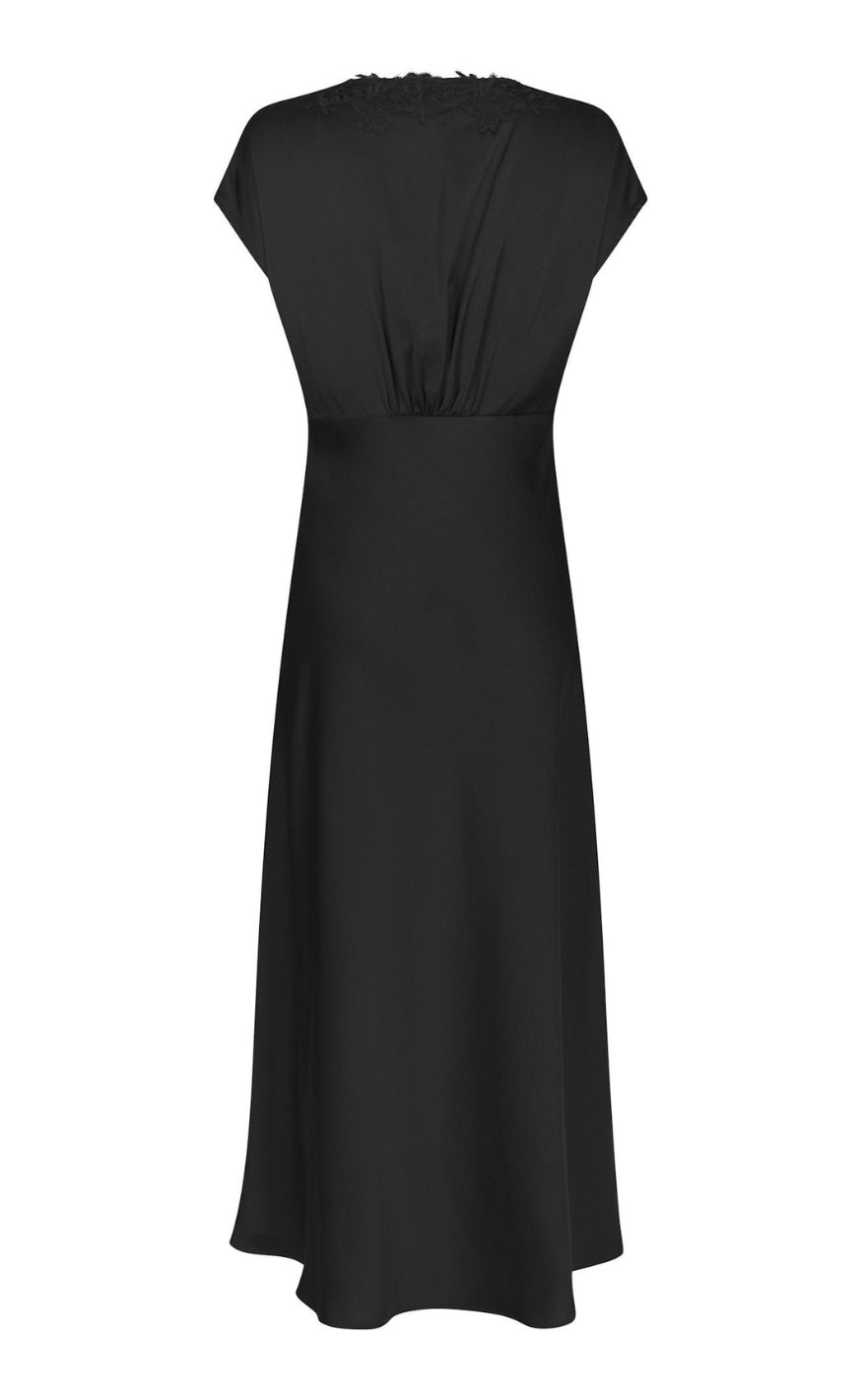 Neo Noir Kjole - Clarita Drapy Sateen - Black
