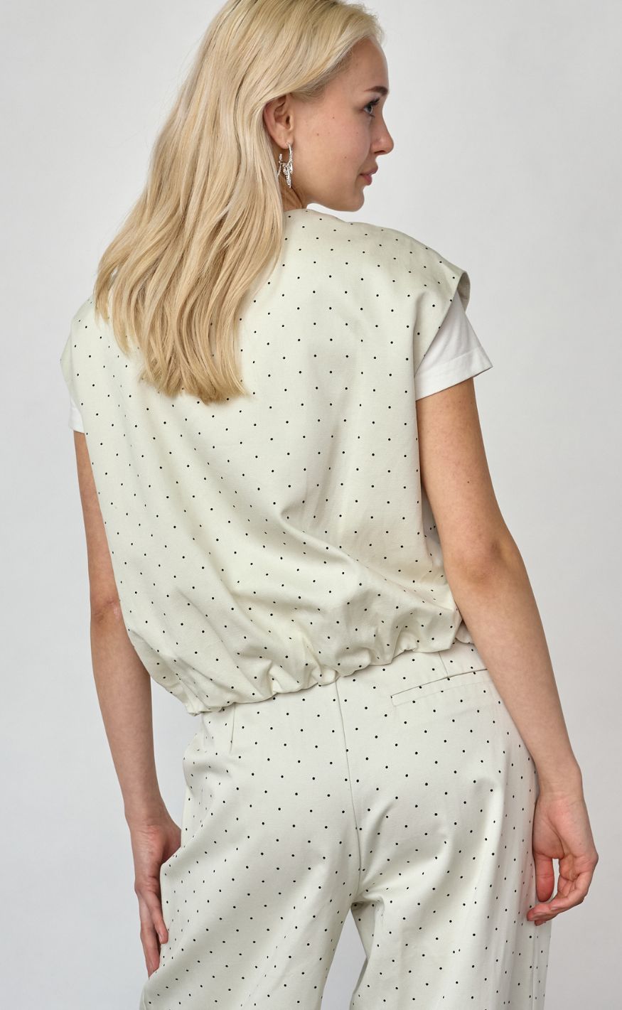 Sisters Point Vest - GARWIN-VE7 - Ivory Dot