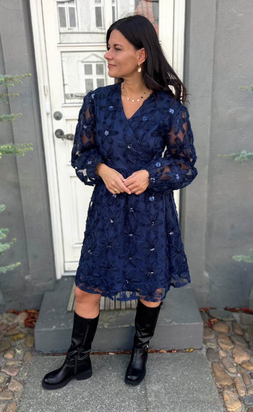 Say INA Copenhagen Kjole - Malina Wrap - Navy Blue Flower