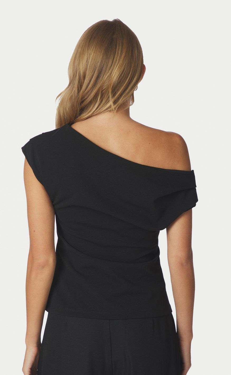 Neo Noir Topp - Mabelle Drapy - Black