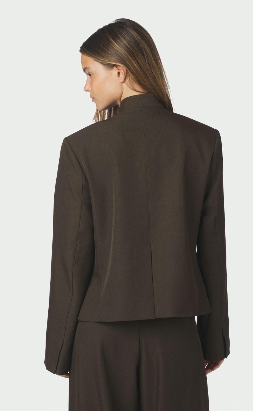 Neo Noir Blazer - Tiria Structure - Dark Brown