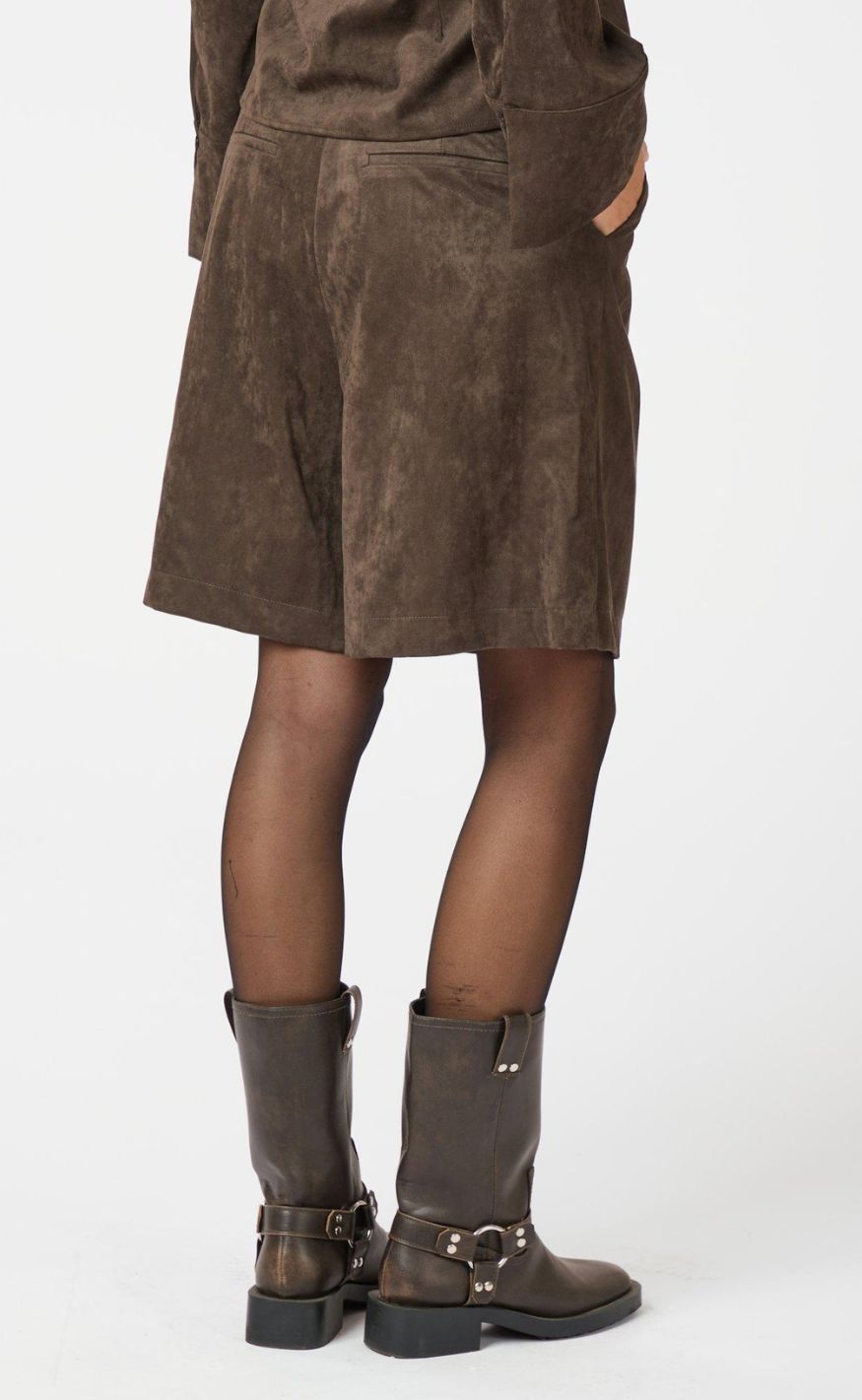 Neo Noir Shorts - Nika Faux Suede - Dark Brown