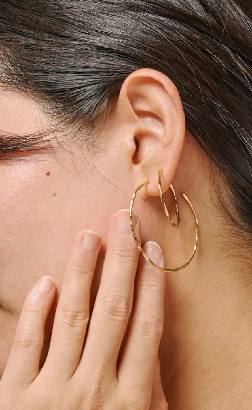 ENAMEL Copenhagen Øreringer - Organic Arena Large - Gold Colour