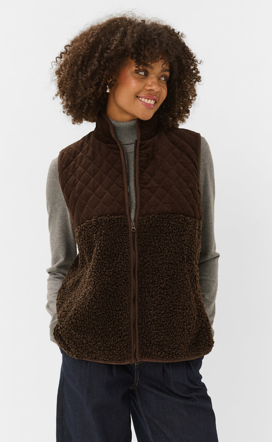 Culture Vest - Lenia - Coffee Bean