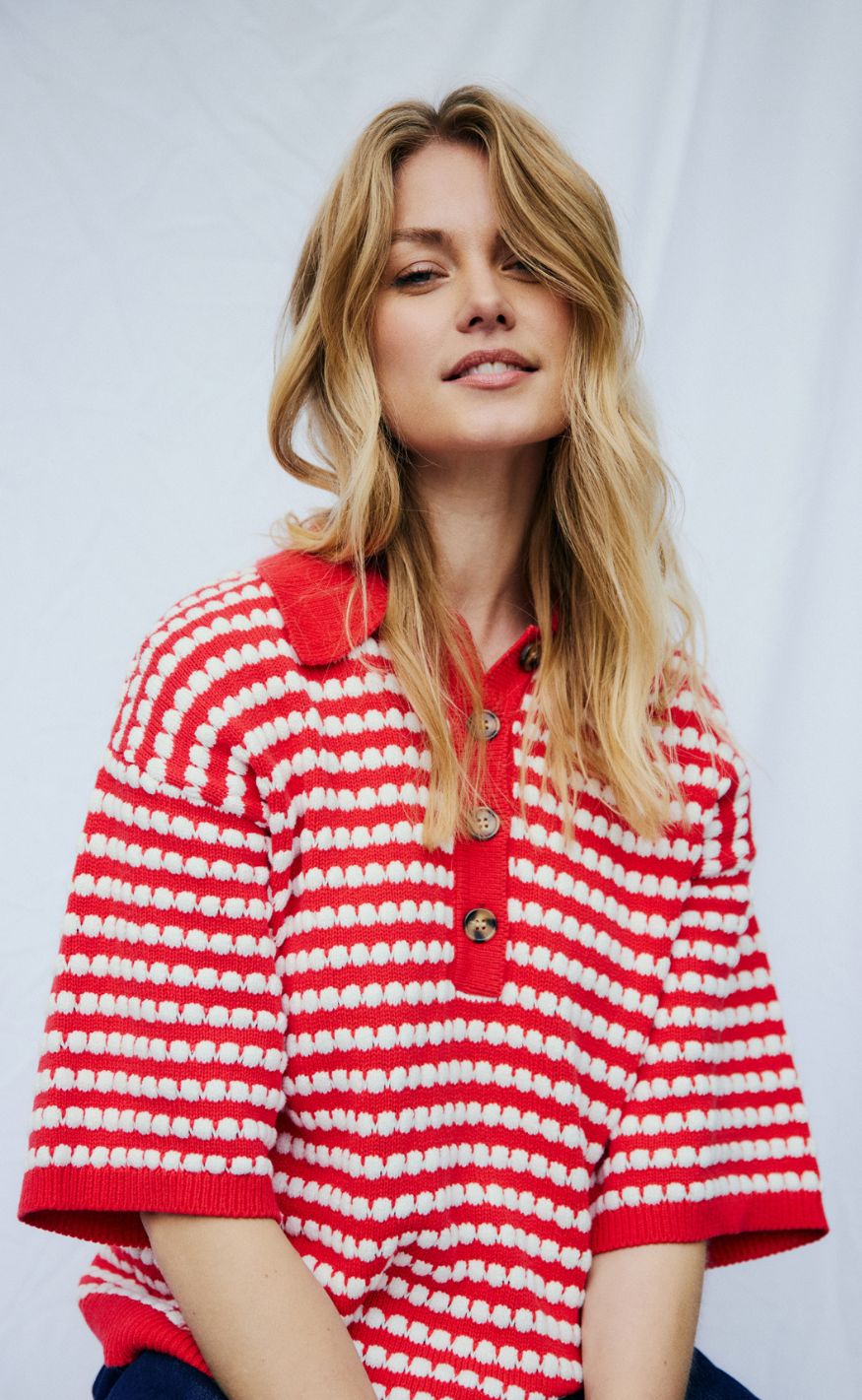 Freequent Pullover - Safir - True Red w. Star Off-White