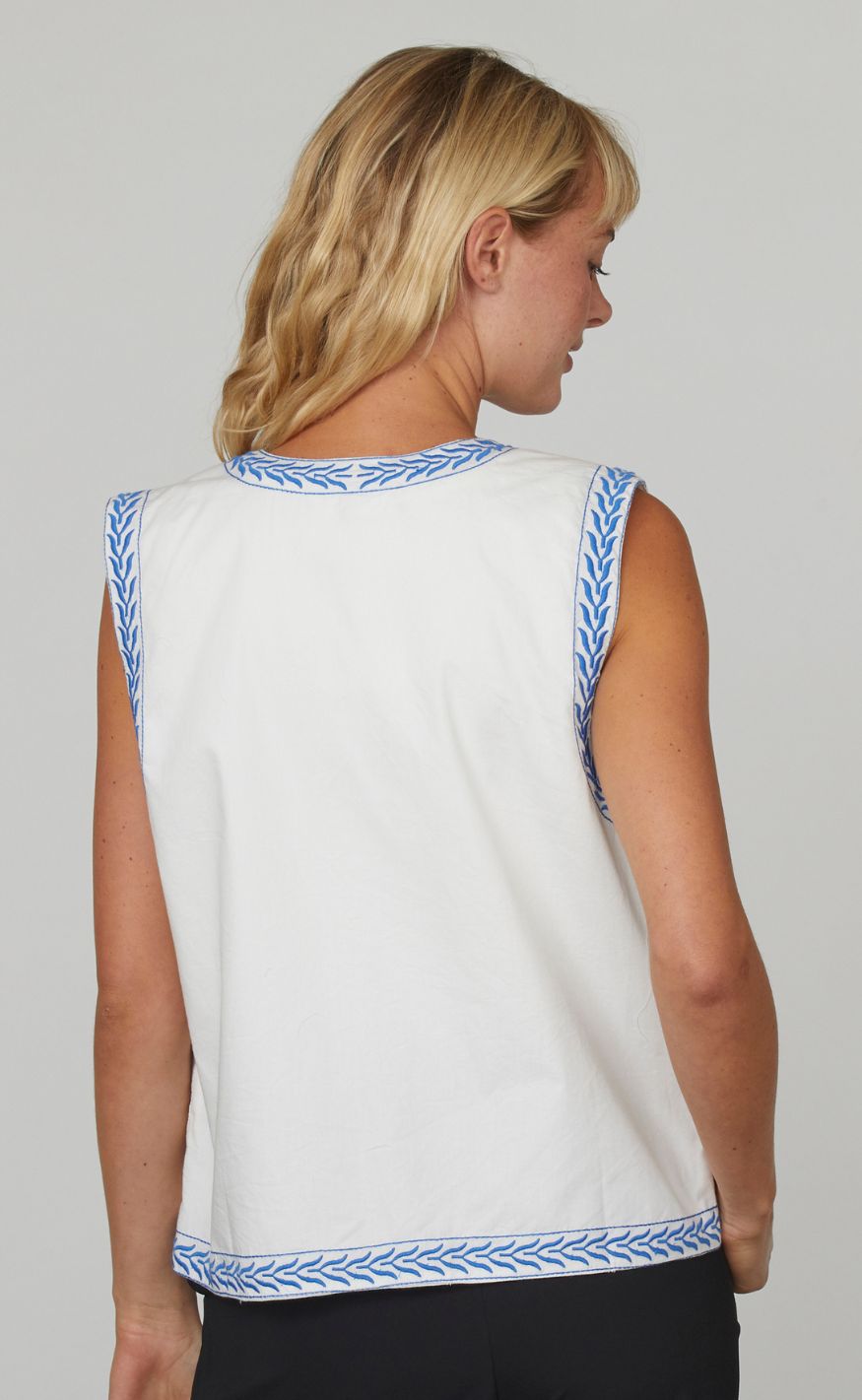 Sisters Point Vest - SAVANA-VE - White/Blue