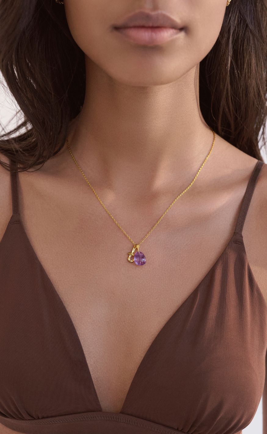 Maanesten Vedhæng - Amethyst Air - Gold Colour