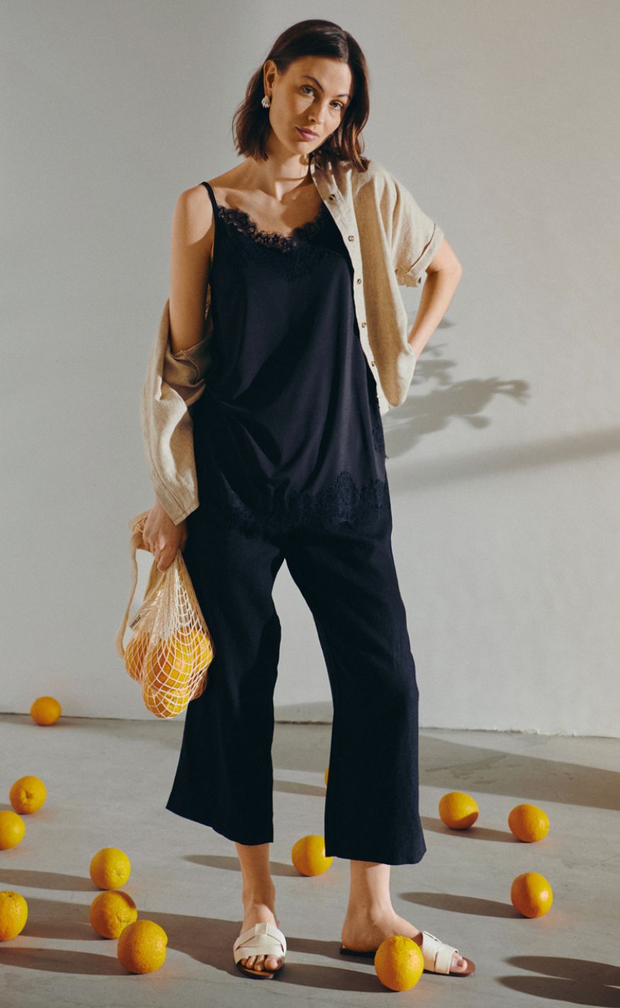 Freequent Topp - Bicco Lace - Black