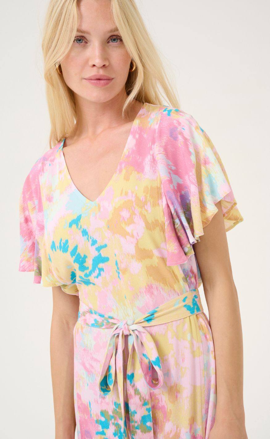 Culture Kjole - Valerie Andrea Long - Yellow/Pink Abstract