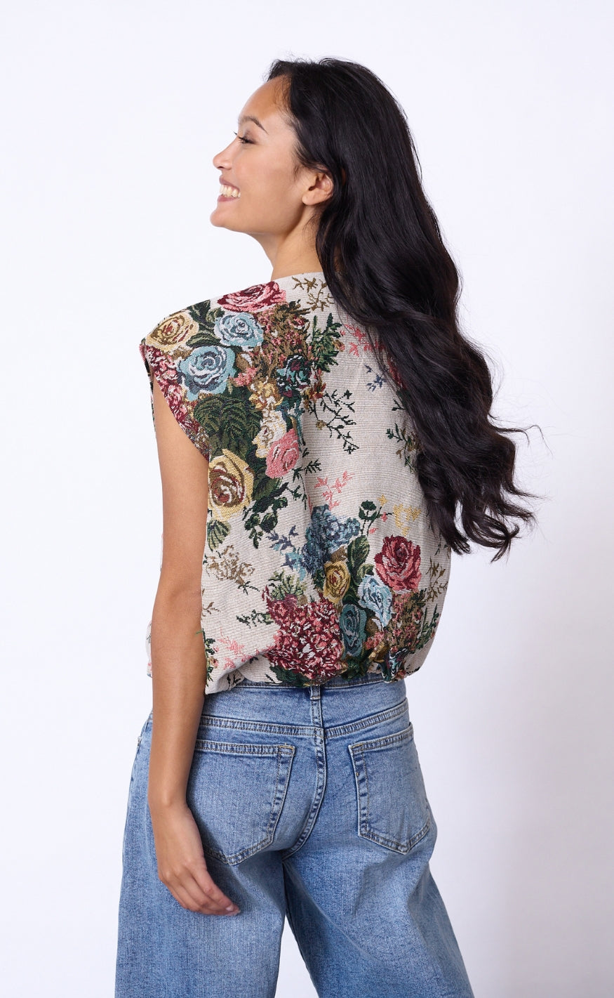 Sisters Point Vest - N.GARWIN-VE - L. Flower Jacquard
