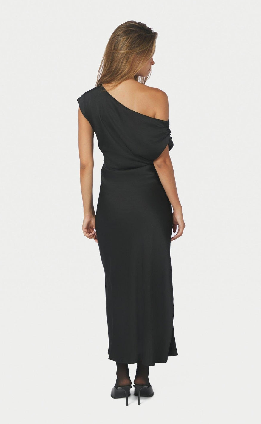 Neo Noir Kjole - Lilith Heavy Sateen - Black