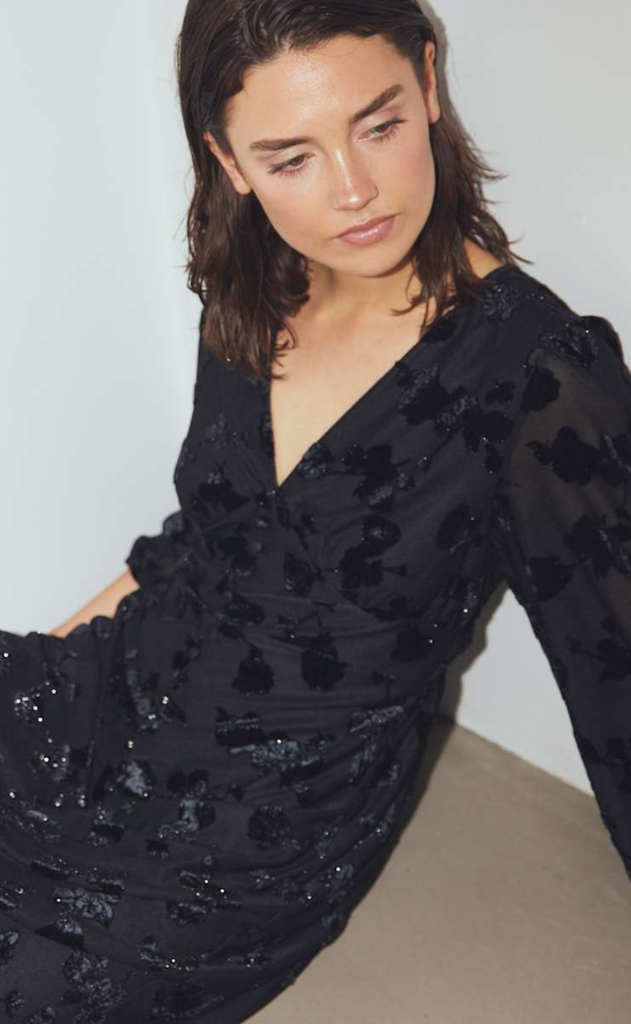 Noella Kjole - Lilith - Black