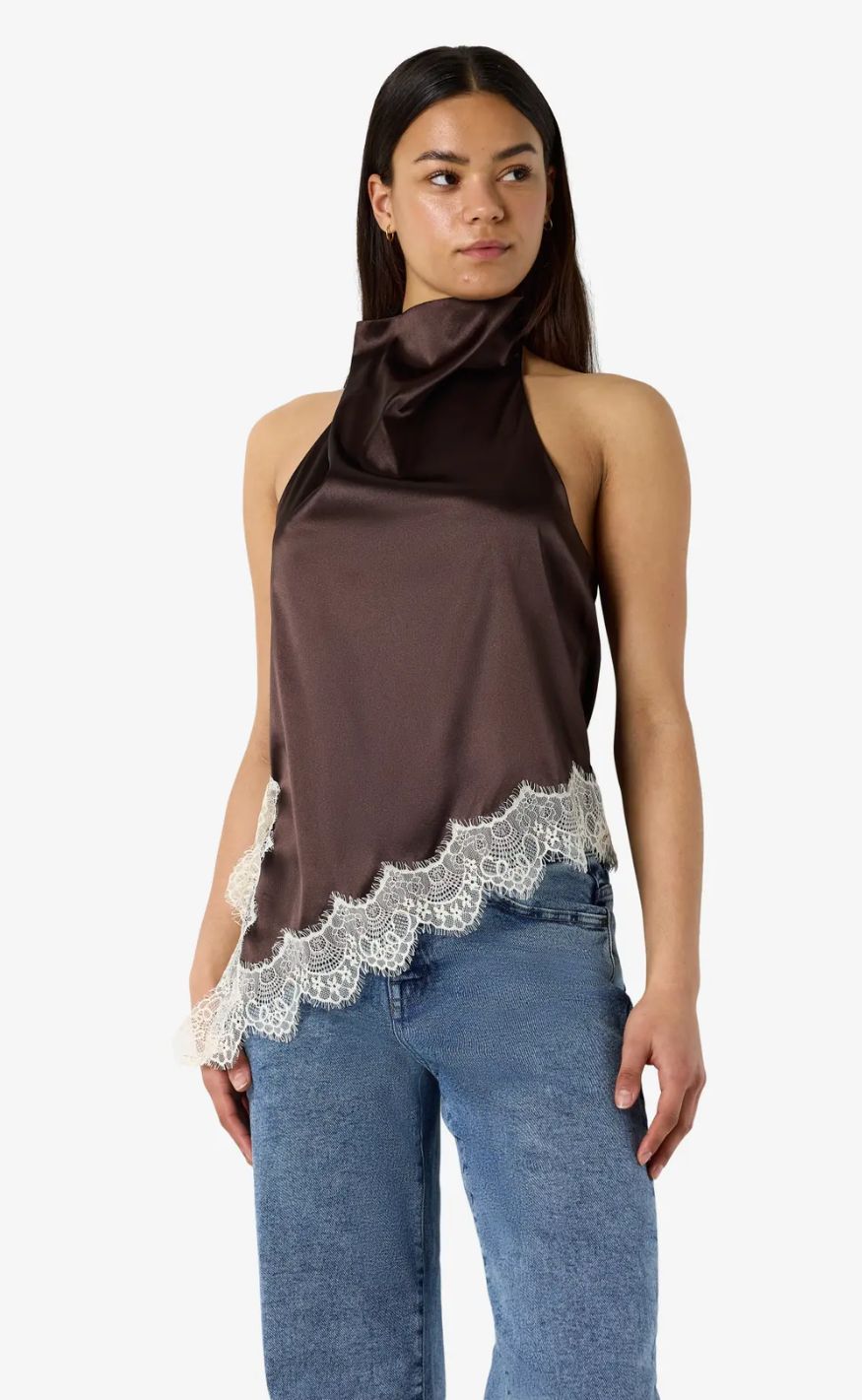 Noisy May Topp - Sofie Satin - Chocolate Brown/Birch Lace