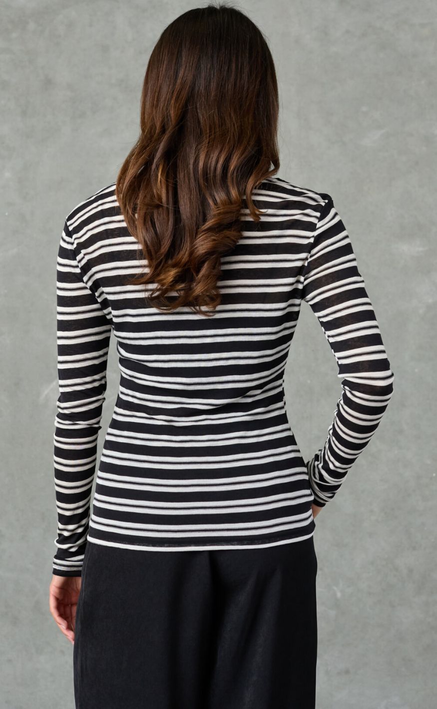 Love & Divine T-shirt - Love1625 - Black Stripes