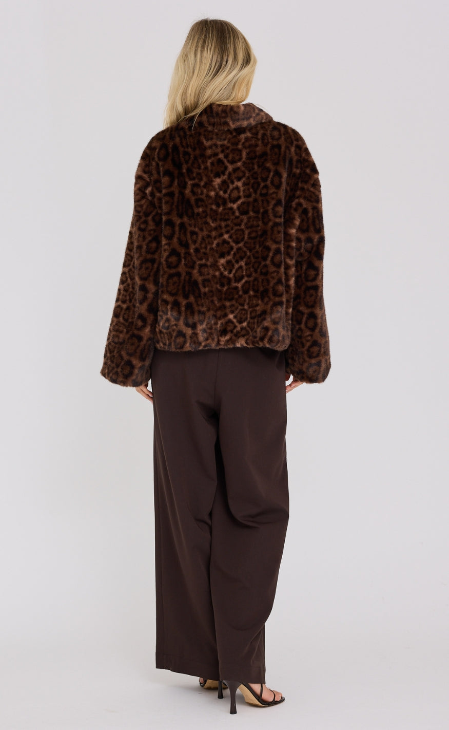 A-View Jakke - Leo Faux - Brown