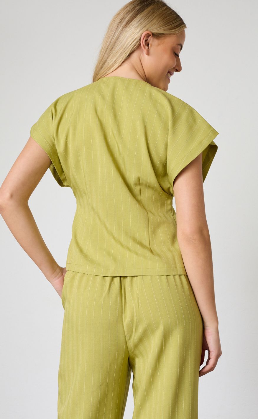 Sisters Point Vest - EVELA-VE2 - Lime Pinstripe