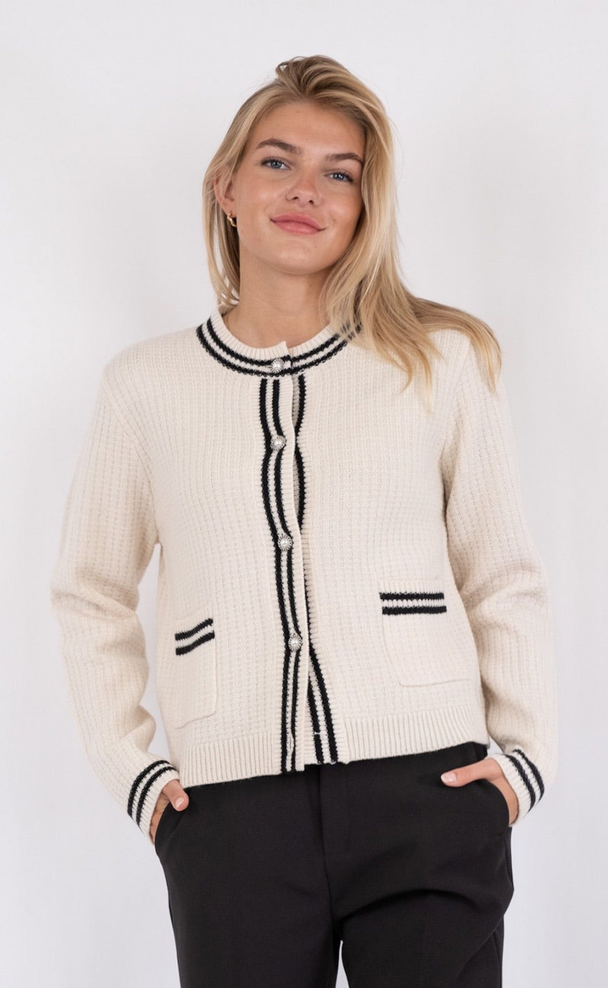 Neo Noir Cardigan - Tilda - Ivory