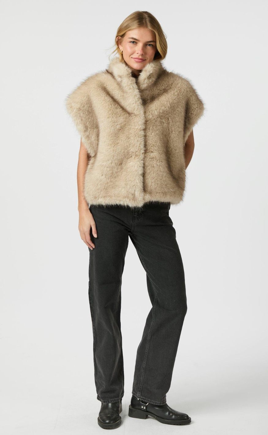 Neo Noir Vest - Kevini Faux Fur - Beige