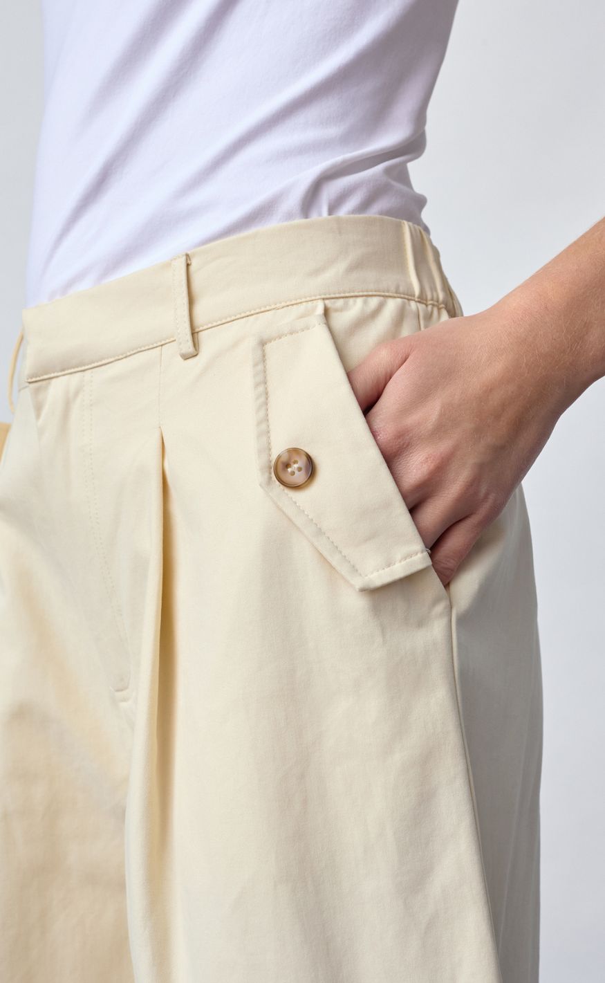 Sisters Point Shorts - EDITH-SHO - Porcelain