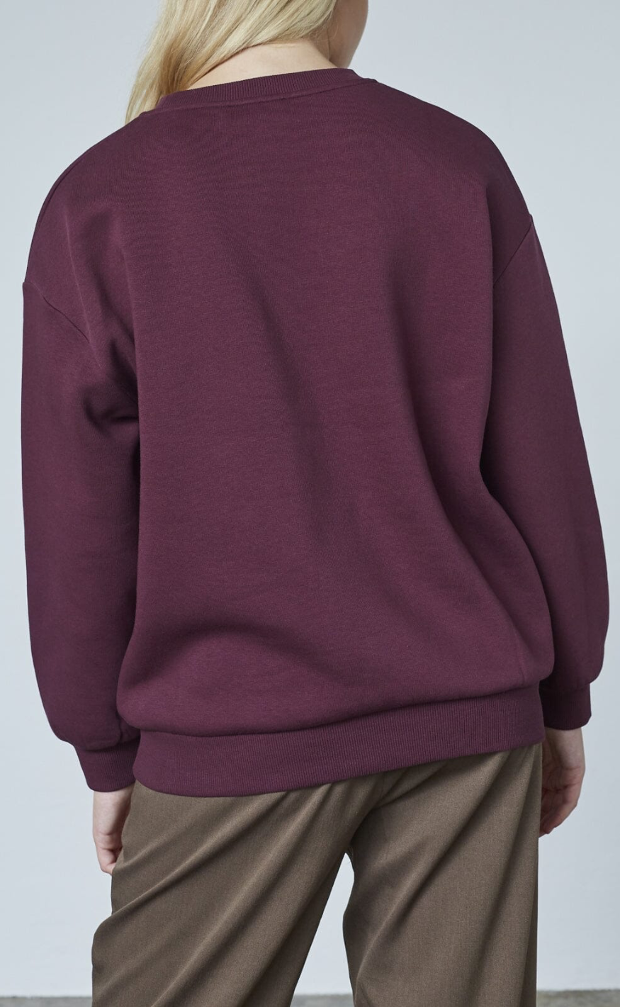 Love & Divine Sweatshirt - Love1456 - D. Bordeaux