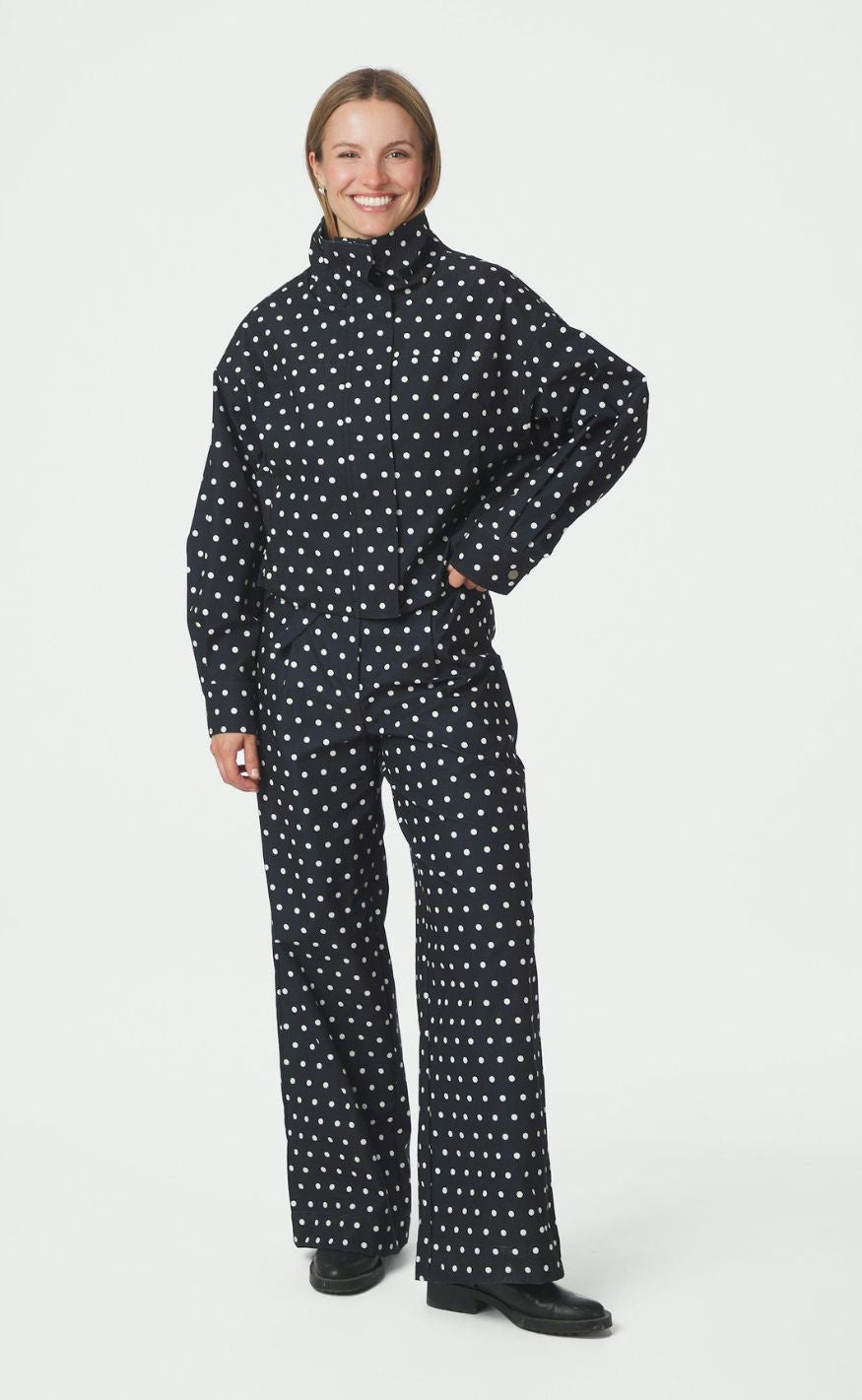 Neo Noir Jakke - Callisa Dot - Black