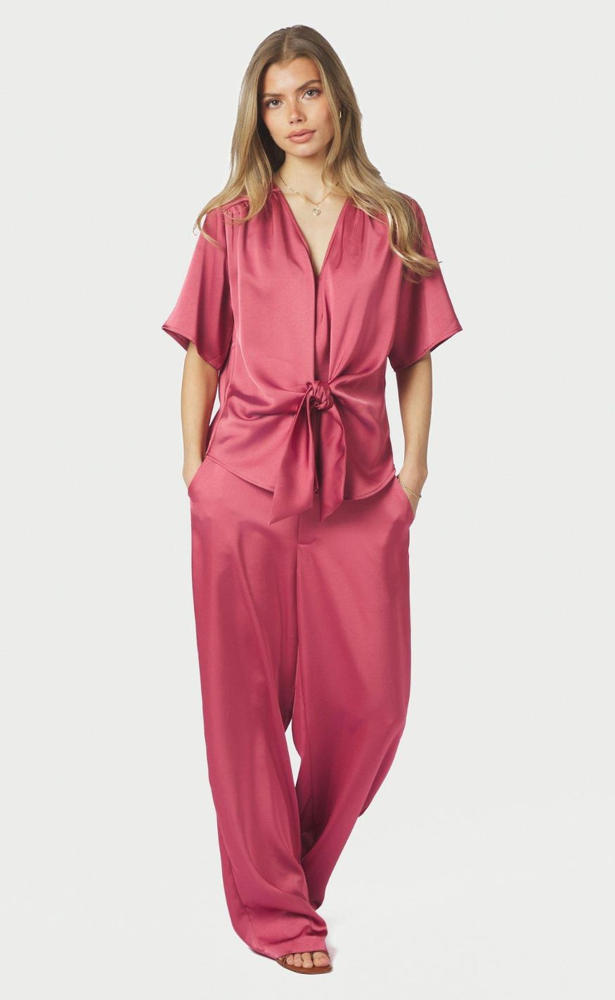 Neo Noir Bluse - Casadia Heavy Sateen - Cherry Pink