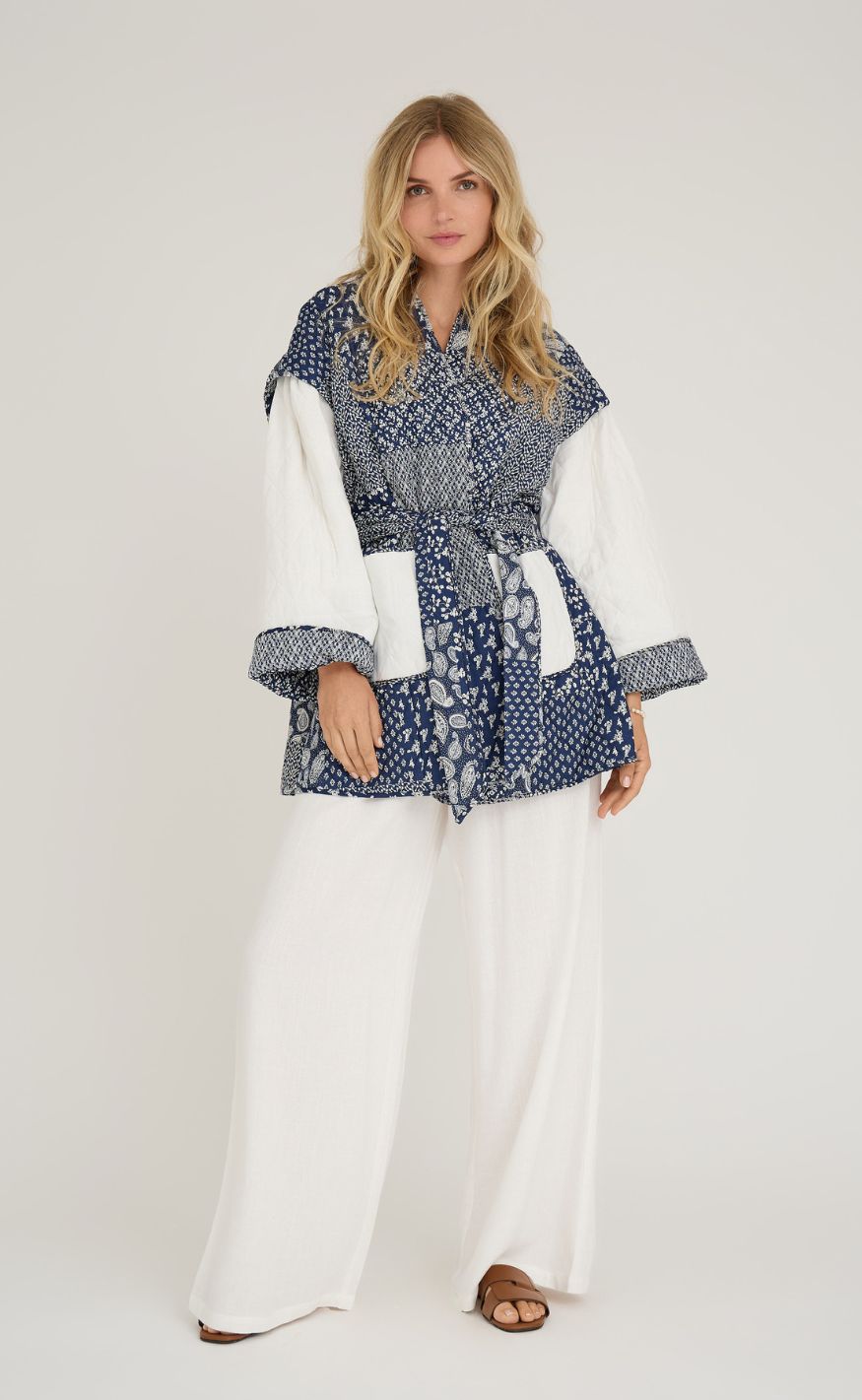 A-View Jakke - Katie patch - 687 Navy/white