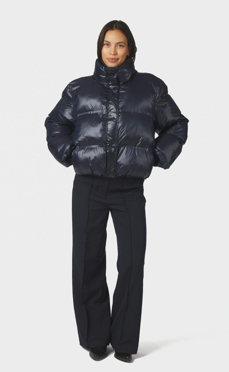 Neo Noir Jakke - Rhea Shiny Puffer - Navy