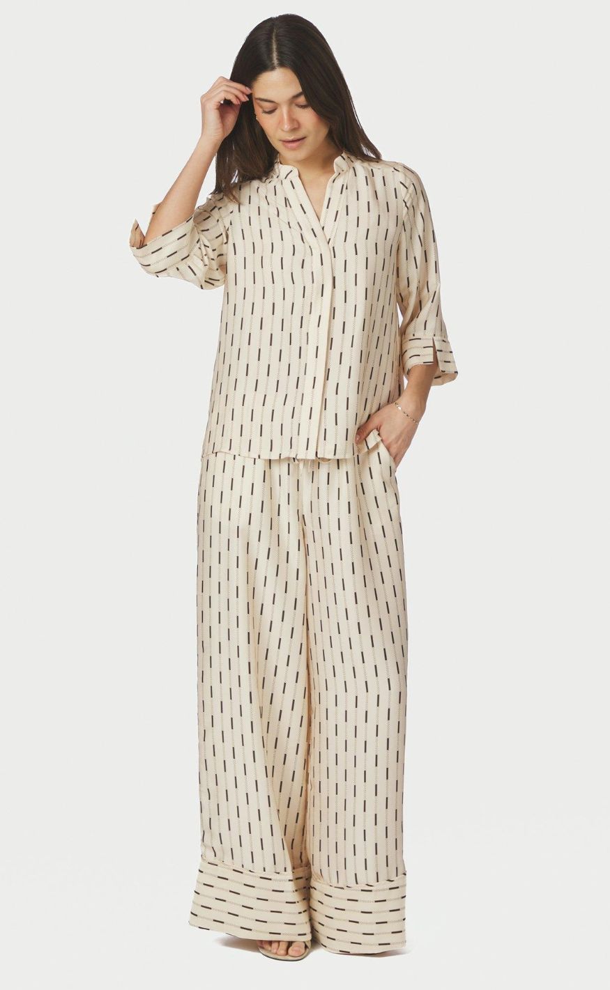 Neo Noir Bluse - Camile Print - Creme