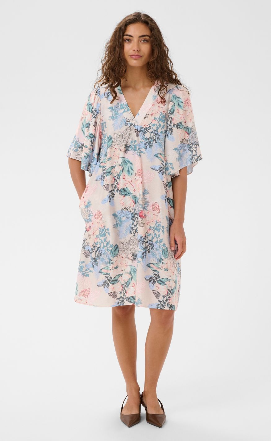 Culture Kjole - Lotus Greece Short - Whitecap/Blue Leaf