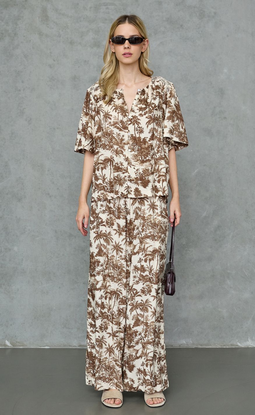 Love & Divine Bluse - Love1579 - Brown Palm