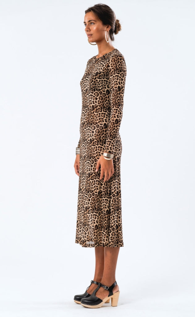 Lollys Laundry Kjole - Logan Maxi LS - Leopard Print