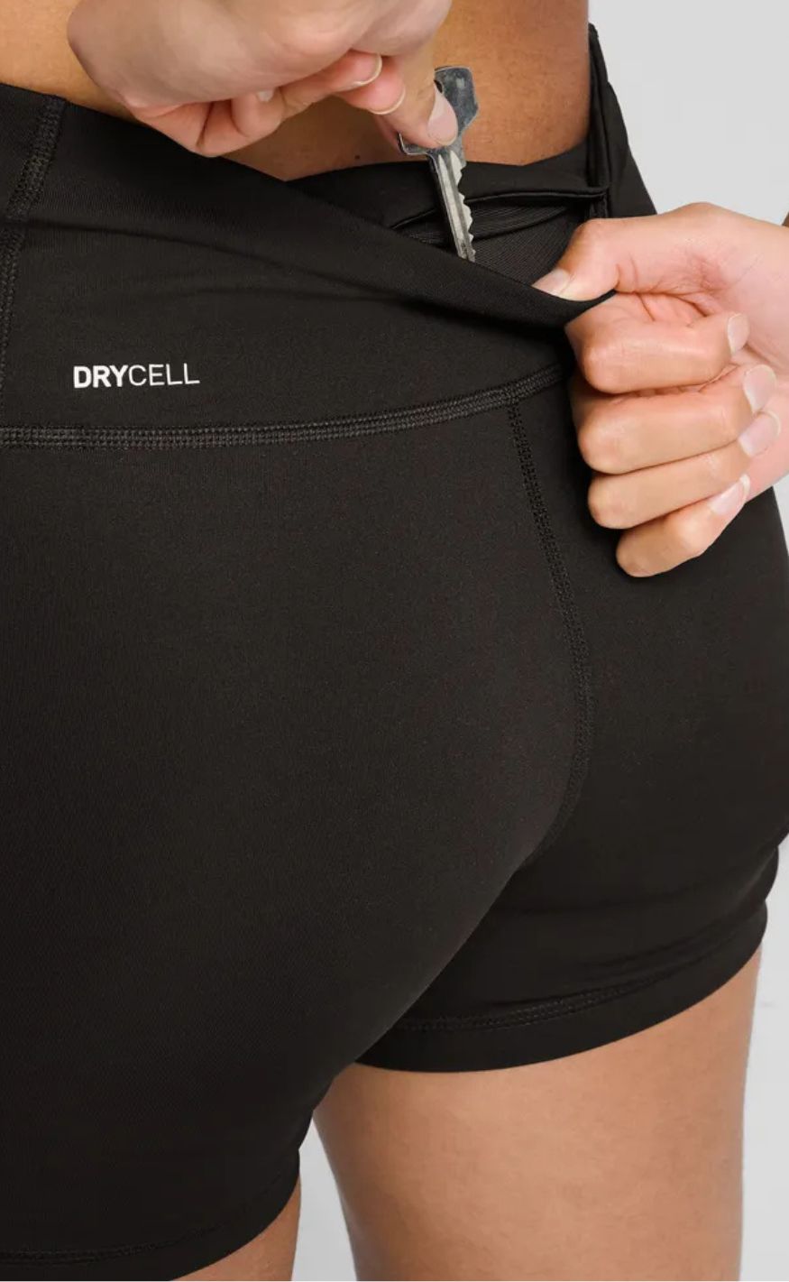 Puma Shorts - W Tad Essential - Black