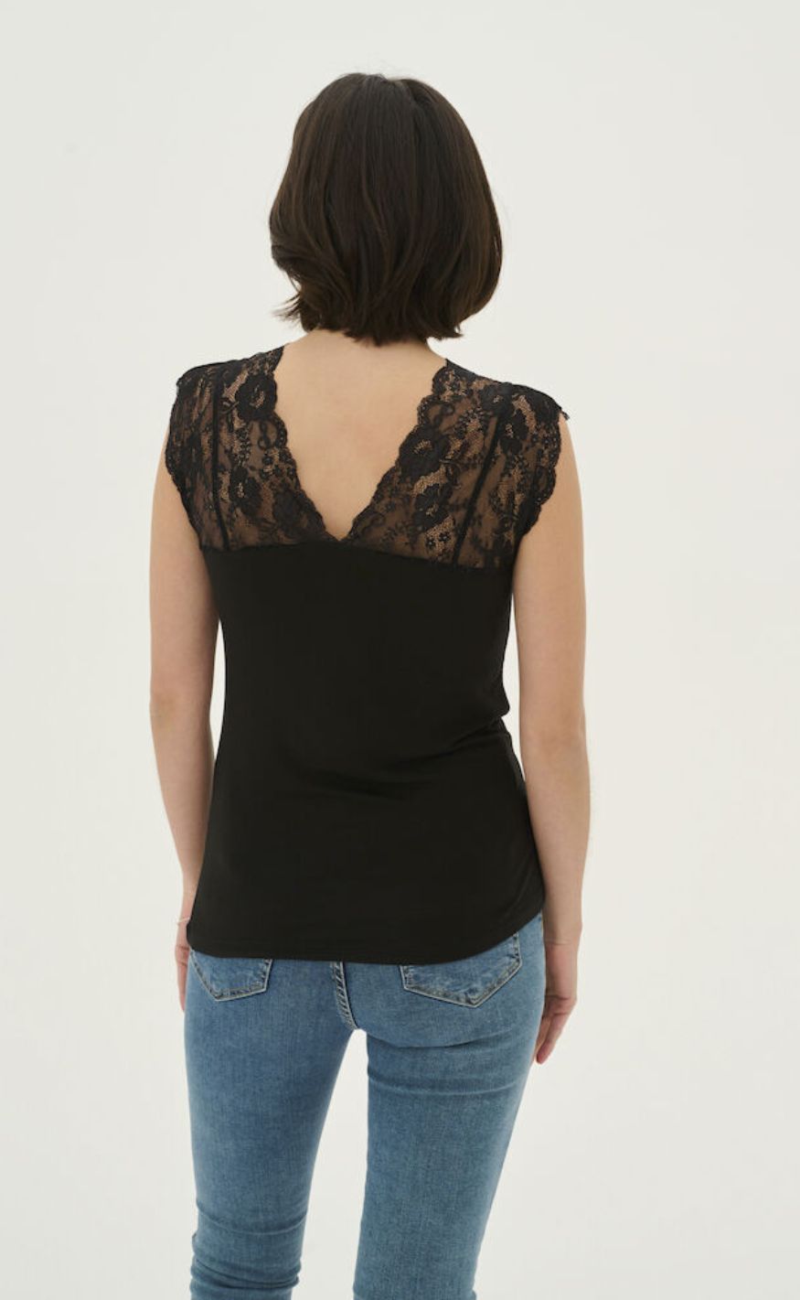 Culture Topp - Poppy Lace - Black