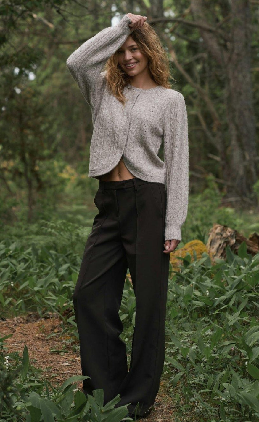 Neo Noir Cardigan - Koteas Cable Knit - Beige Melange