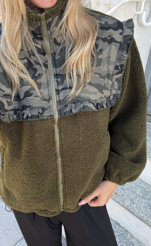 Say INA Copenhagen Fleece Jakke - Fia - Army Green W. Camouflage