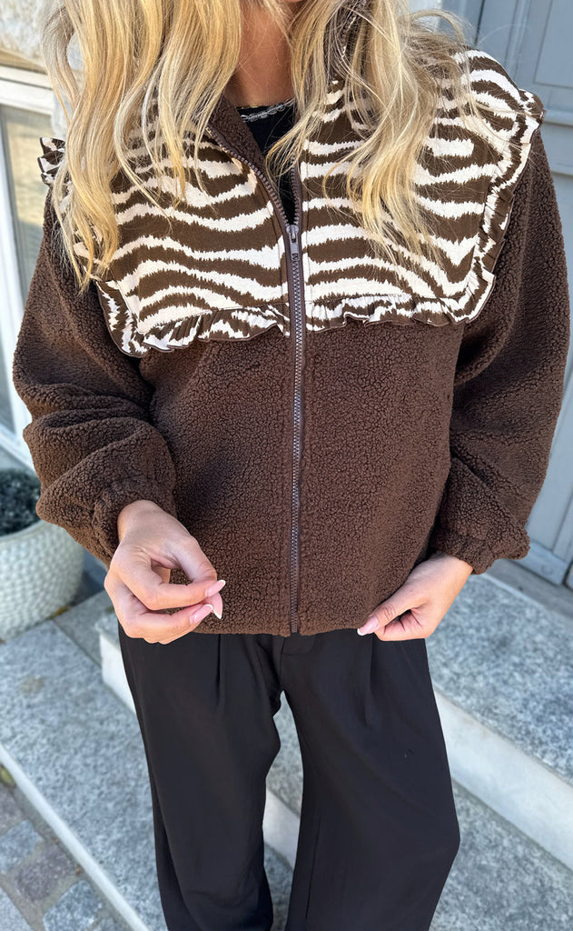 Say INA Copenhagen Fleece Jakke - Fia - Dark Brown W. Zebra